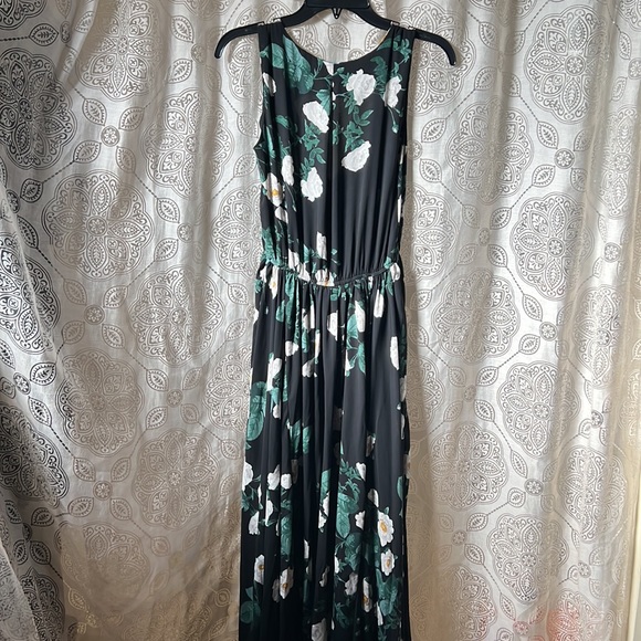 Lulus Floral Maxi Dress - Picture 5 of 6